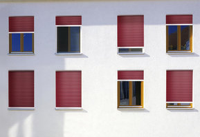 Sonnenschutz an Fenstern von Schreinerei Wimmer GmbH & Co KG